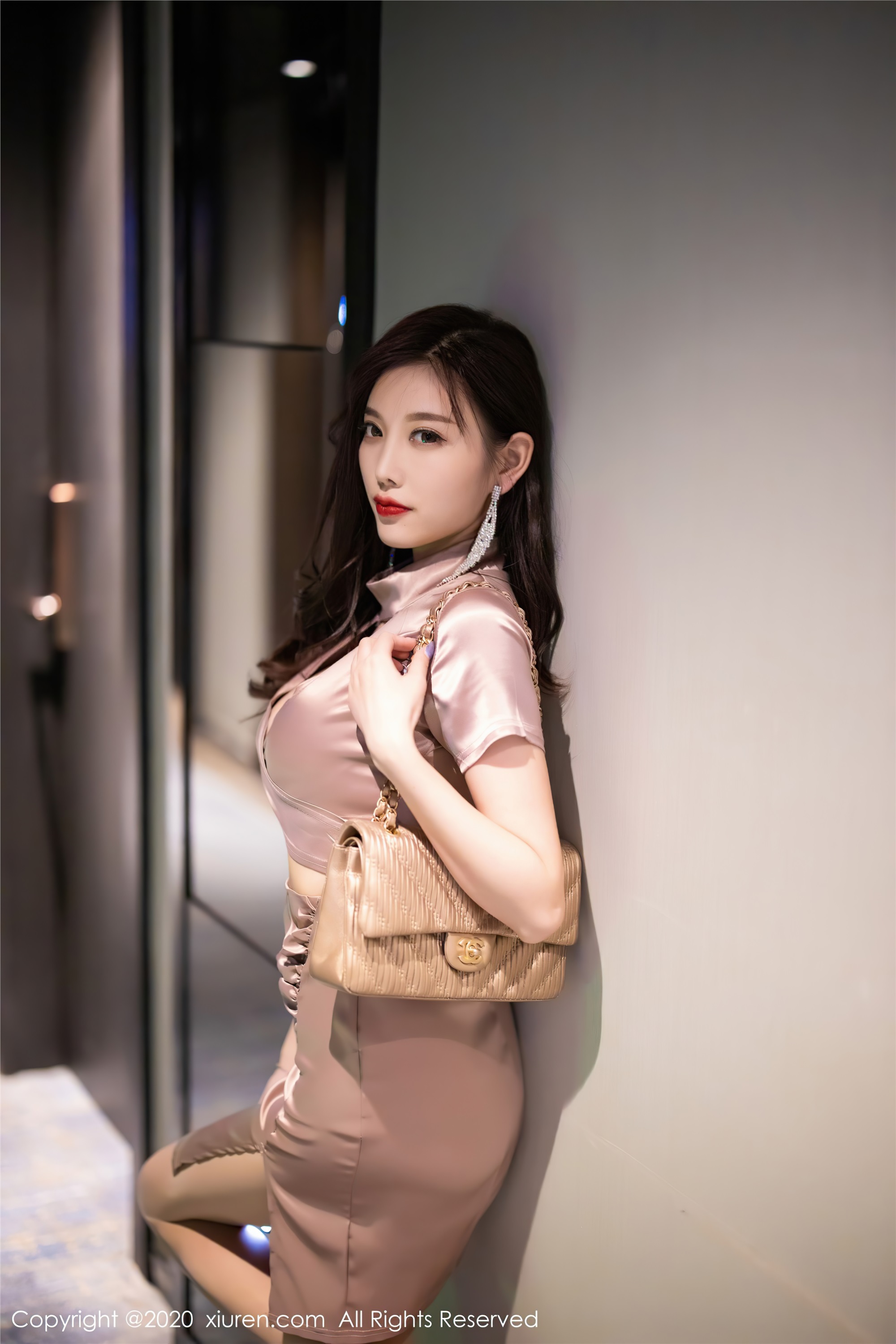 秀人网美媛馆 2020-09-22 Vol.2587 杨晨晨sugar